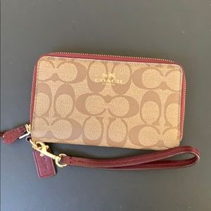 Coach NWOT wristlet wallet